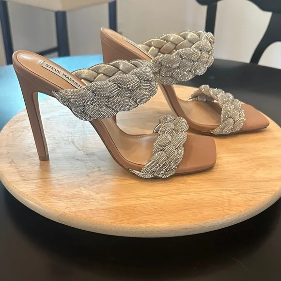 Steve Madden Silver Braided Strap Heels - Picture 3 of 7